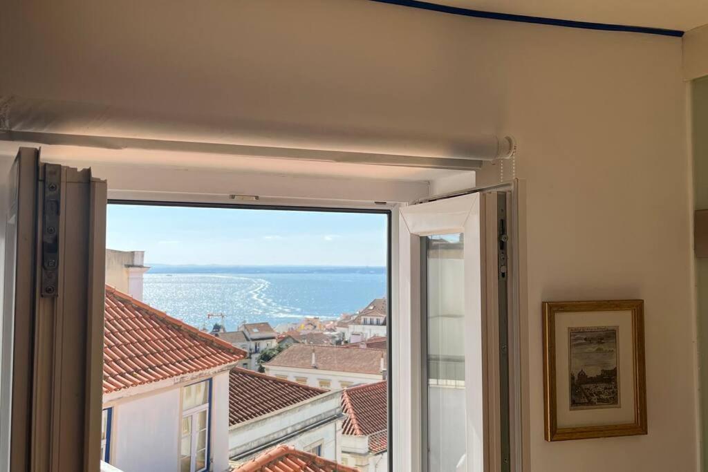 Sao Vicente IV - Eco-Flat With French Balcony & View Appartement Lissabon Buitenkant foto